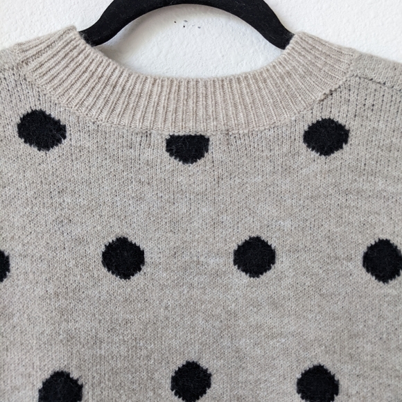 Chelsea & Theodore polka dot sweater - Picture 4 of 4